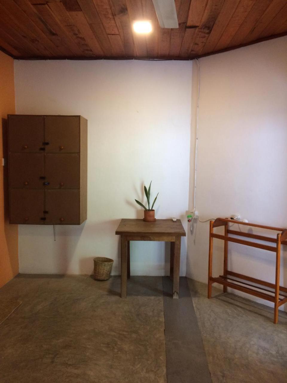 Happyshack Hostel มิริสซา ภายนอก รูปภาพ